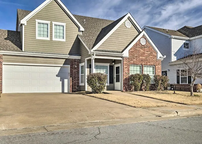 Walk To Lake + Pool Access! Family Gem In Afton