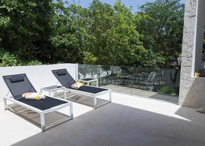 Luxury Private Villas , Private Pool, Private Garden, Jacuzzi, 24Hours Security