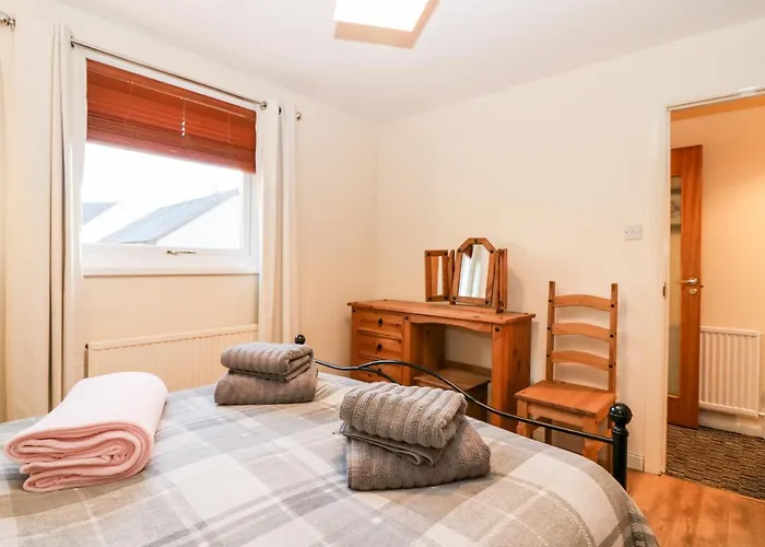 10 Annesley Park
