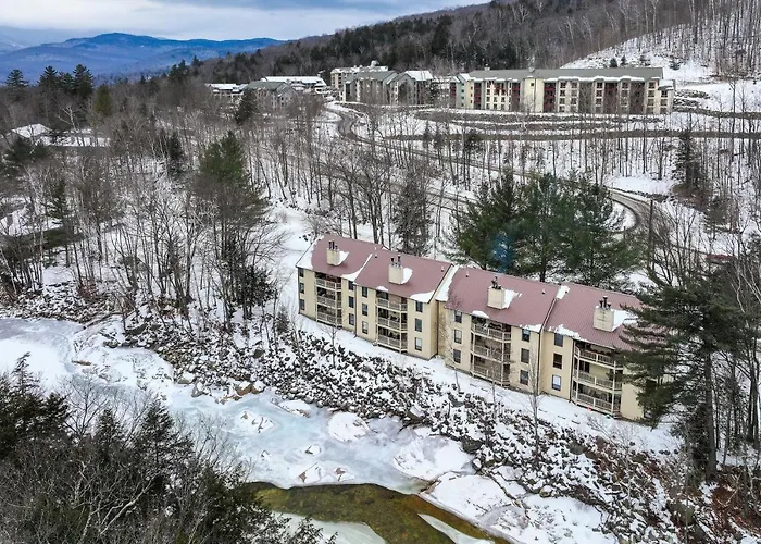 Riverfront Lincoln Condo: 1 Mi To Loon Mountain!