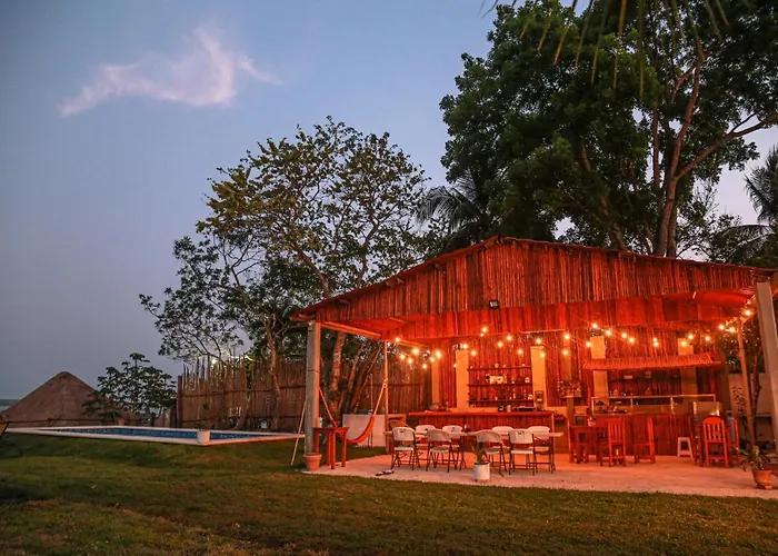 Seven Blue House Village & Lodge