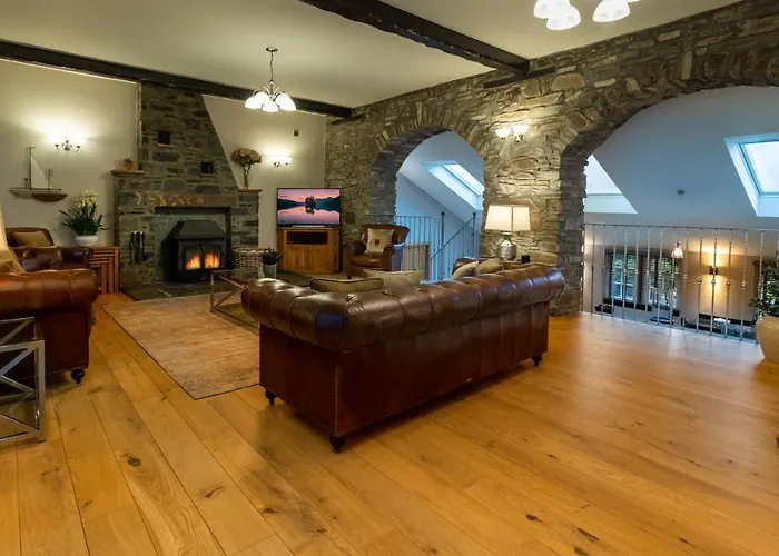 Mains Of Taymouth Country Estate 5* Houses