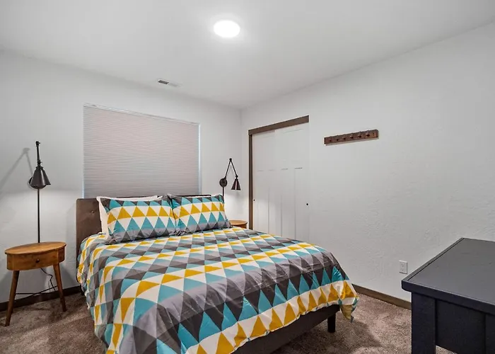 Elk Grove Getaway