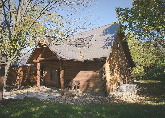 Blue Jays Nest Cabin By Amish Country Lodging