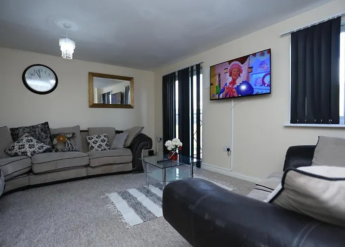 Lovely 4 Bed House Londen