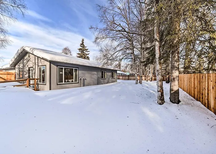 Kenai Home W/ Fireplace < 10 Mi To Big Eddy!