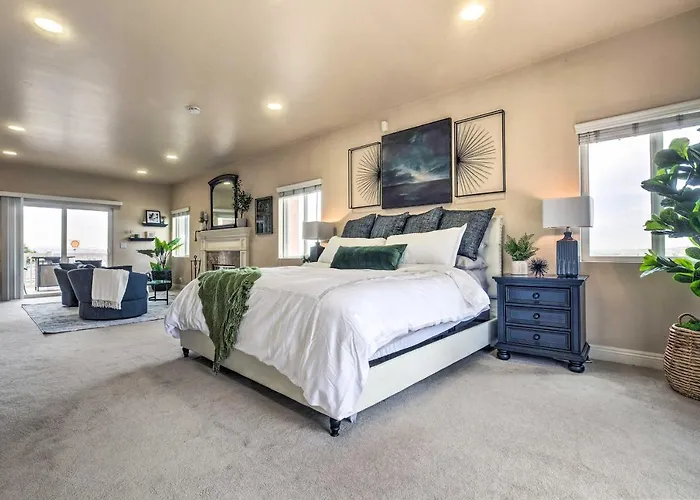 Central San Diego Home Fireplaces And Fire Pit