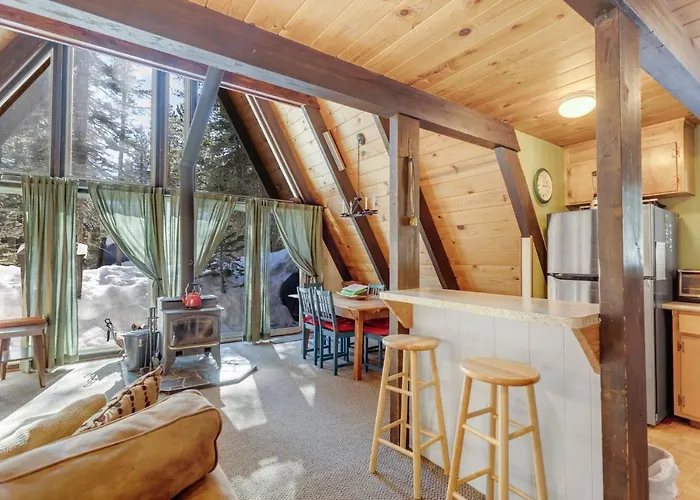 Popular A-Frame Cabin With Deck & Views - Vh 216