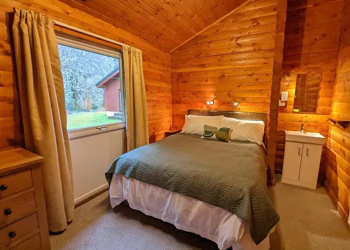 Ruskin Lodges Argyll, By Puck'S Glen, Rashfield Near Dunoon