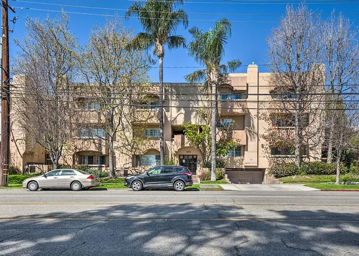 2 Mi To Griffith Park! Burbank Extended-Stay Condo