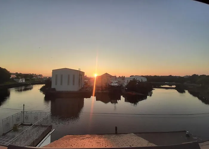 Stunning Riverside Town House With Views Ayrshire