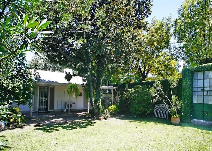 La Casita De Yerba Buena