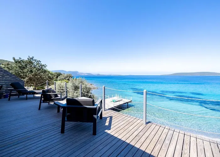 Love Beach Villa