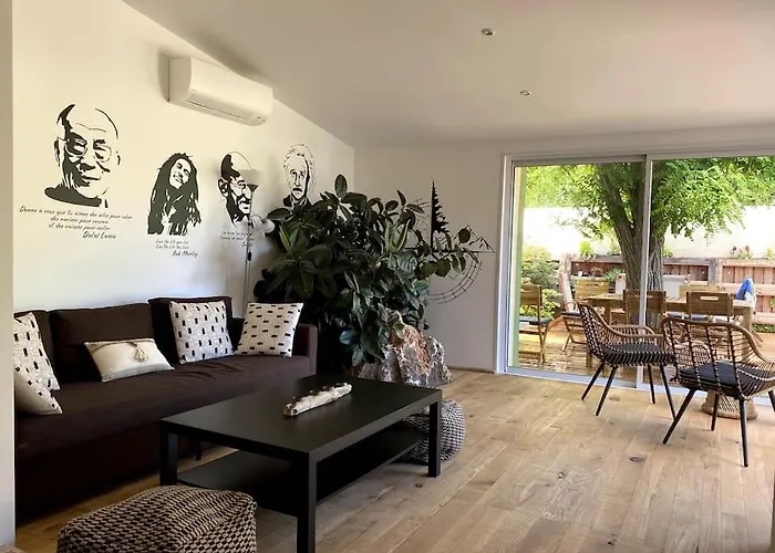 Une Oasis Au Pays De Cezanne