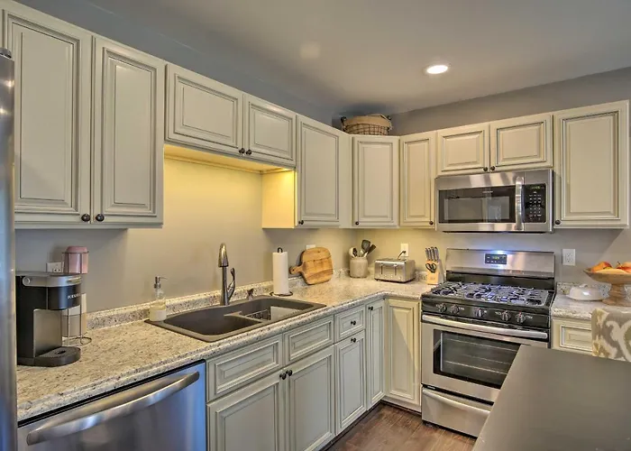 Stylish Pine Plains Home Near Parks & Hiking!