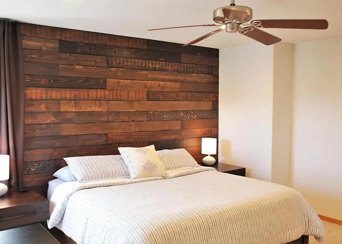 Hood River Family Vacation Home