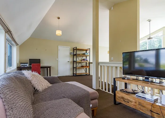 Chalet Gryon - Large 3 Bedroom With Fireplace