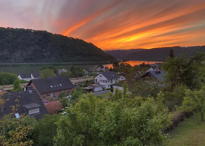Traumhaftes Blockhaus Am Rhein
