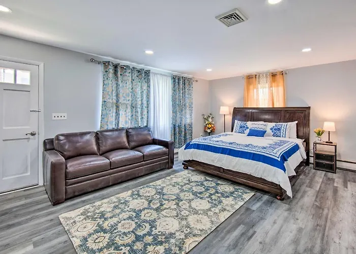 1 Mi To Hersheypark: Family Home W/ Game Room!