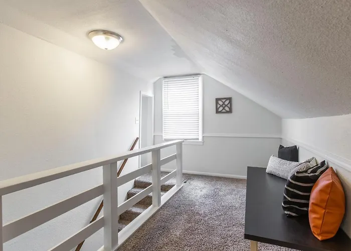 3 Bedrooms House In Waldo Kansas City