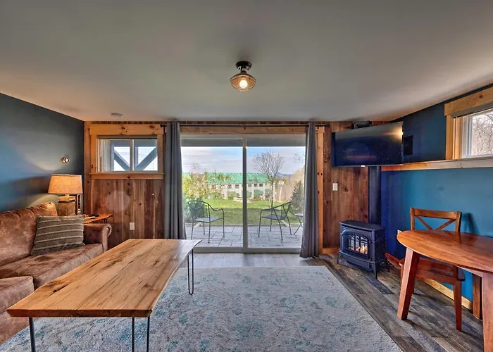 Slopeside Burke Mountain Condo W/ Fireplace!