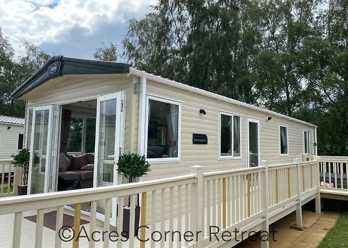 Acres Corner Retreat Inc Hot Tub At Tattershall Lakes Country Park