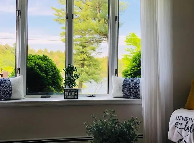 Catskills Cottage With Lake View Book Now