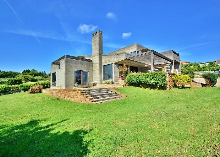 Villa de diseño en Playa Pragueira - Sanxenxo