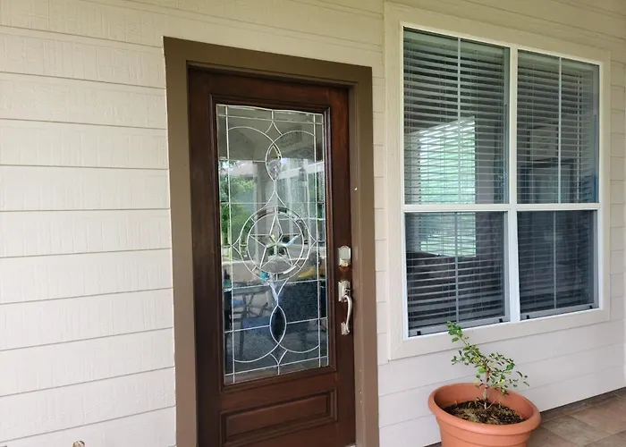 Hill Country Haute N Haus Relax And Renew