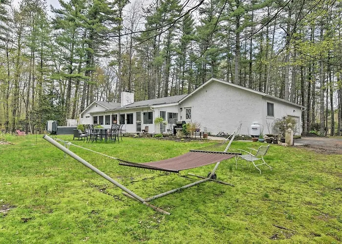 'Casa Real' ~ Expansive Woodstock House W/ Hot Tub