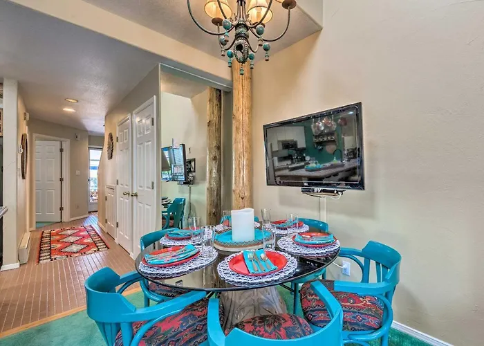 Eclectic Home W/ Deck: 4 Miles To Ski Cloudcroft!