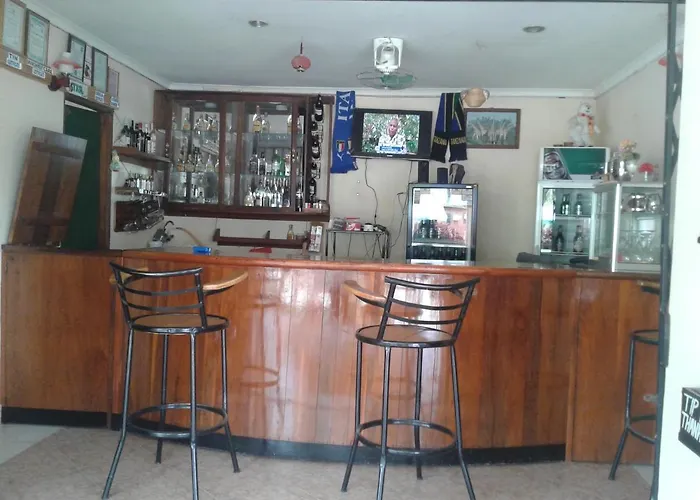 Fanaka Safaris Campsite & Lodges