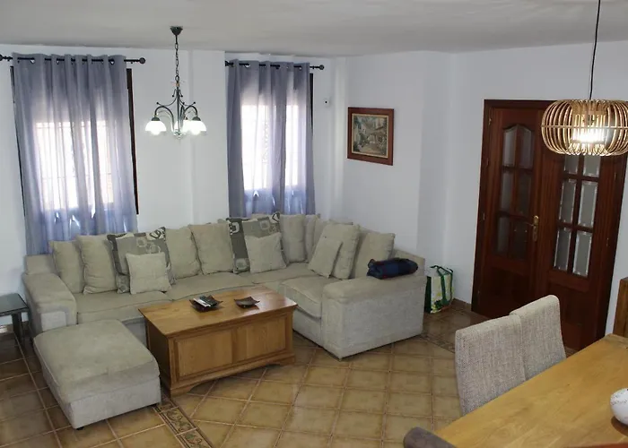 Casa Esmeralda by CasaTuristica