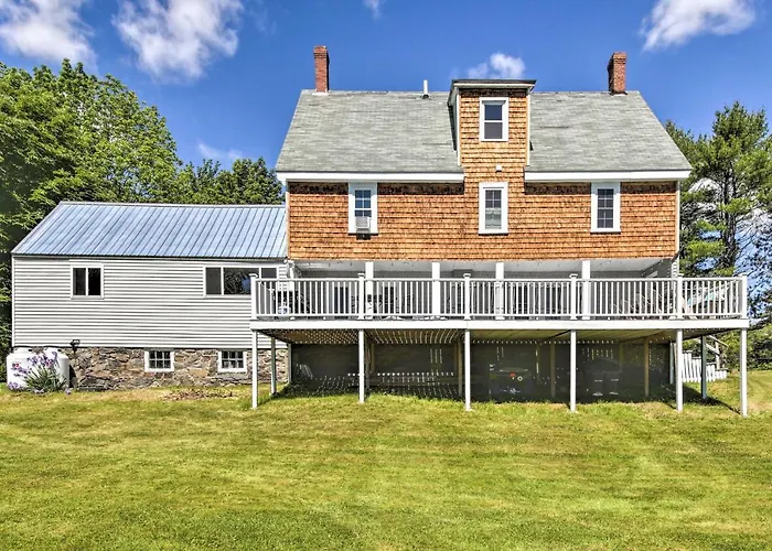 Riverfront Coastal Escape With Deep Water Dock!