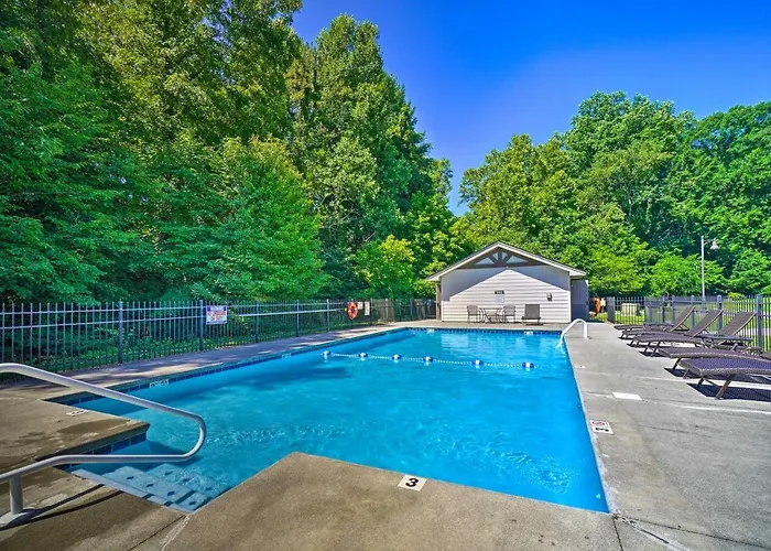 Cozy Townsend Condo, Resort-Style Amenities!