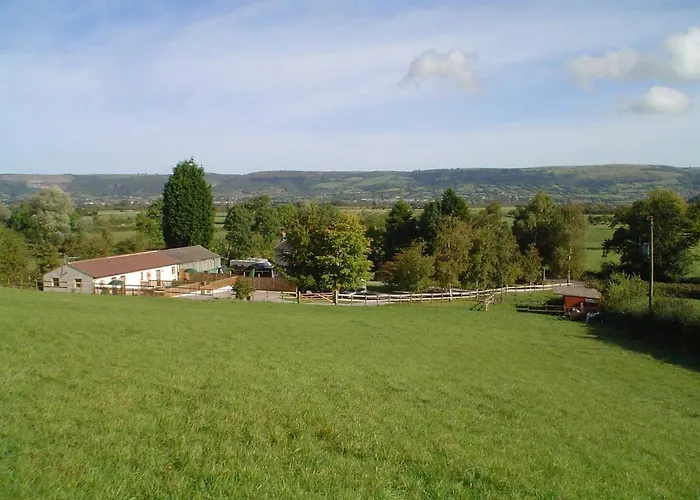 Ashton Cottages
