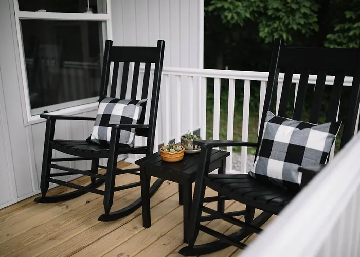 Cozy Cottage On 250 Acre Dairy Farm Near Ark