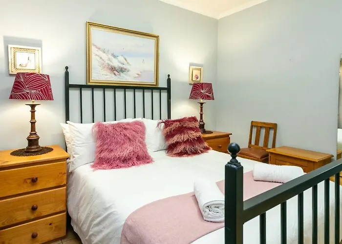 Ravenscliff Self Catering