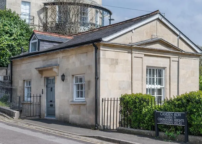 Bath Circle Camden Lodge House