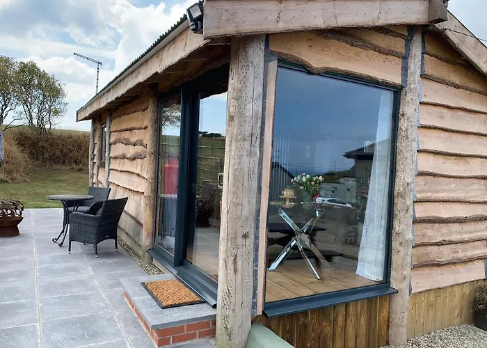Byre Cottages & Log Cabin
