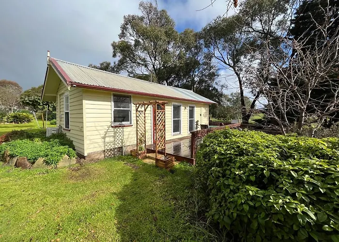 The Dairy Cottage - Lake Lorne - Drysdale