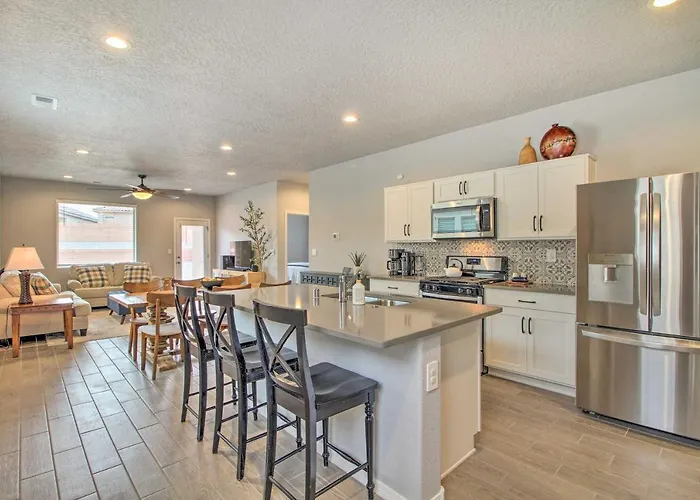 Family-Friendly Rio Rancho Home Near Old Town