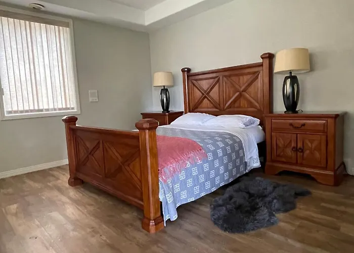 Spacious And Quiet Garden View Room