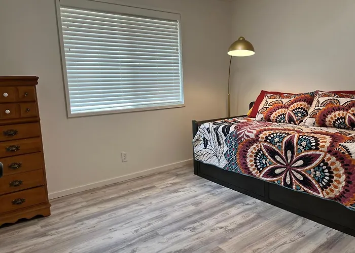 Cheerful 3 Bedroom On A Park 10 Miles From Eugene