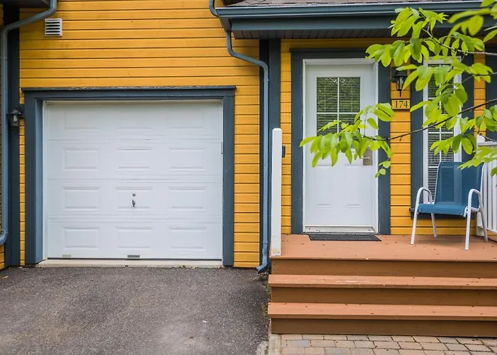 Townhouse With Free Shuttle To Tremblant Resort
