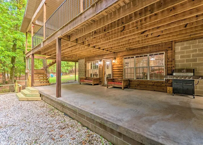 Deck + Fire Pit: Lakefront Hideaway In Scranton!