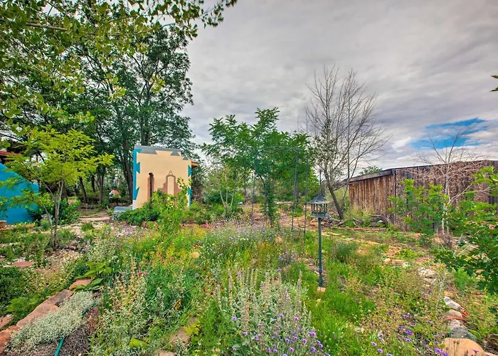Taos Area Escape On 1.5 Acres: Panoramic Mtn Views