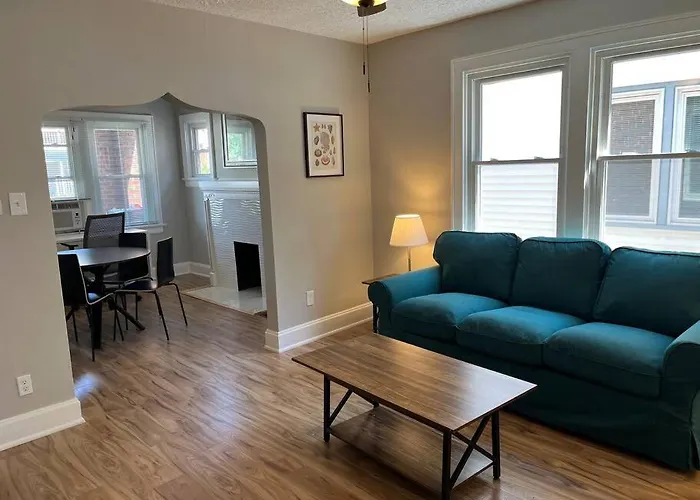 Warren 1 Bedroom Unit Near Xavier Downtown