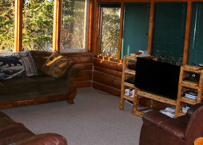 Bear Den Vacation Home