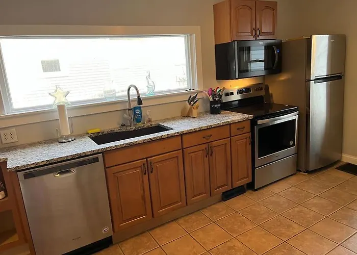 Main, Three Bedroom House In Historic Loveland